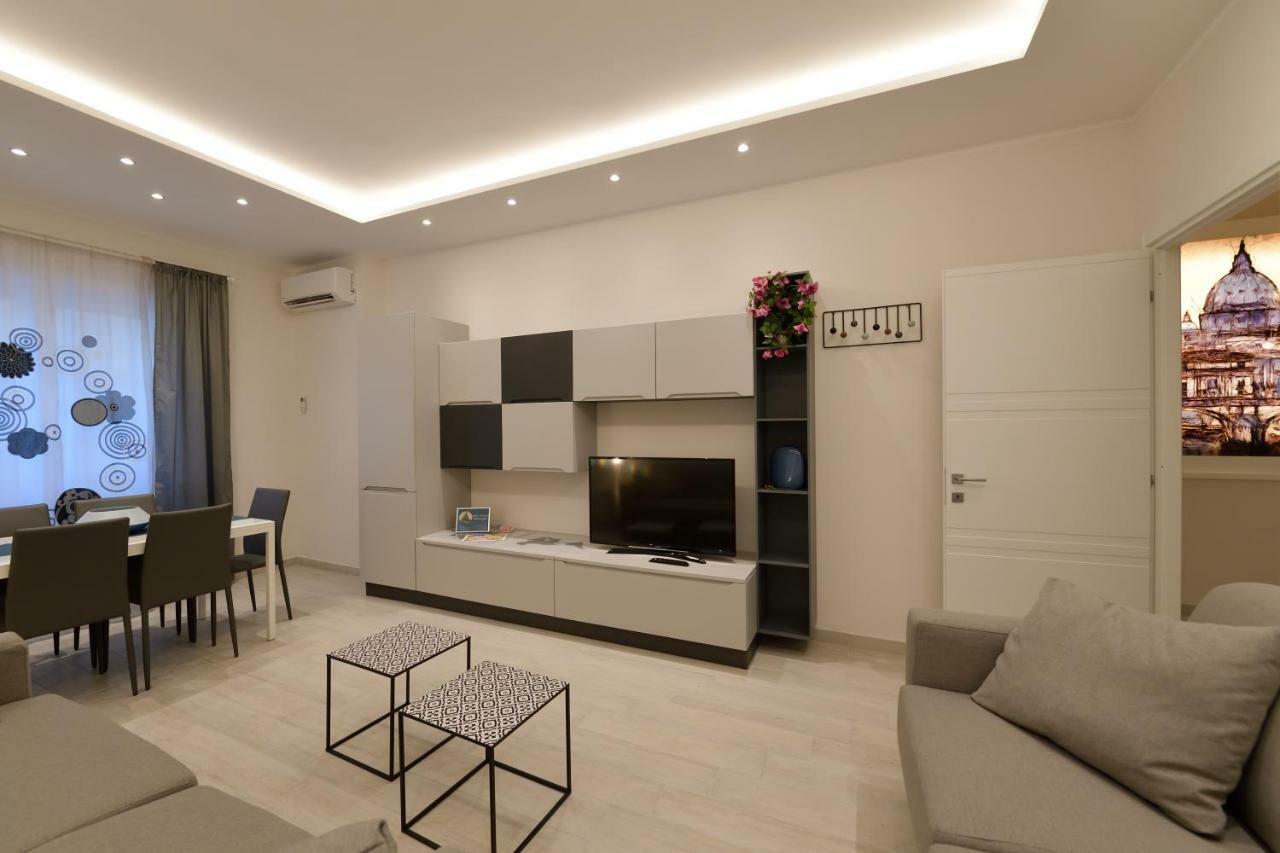San Pietro Moonlight Luxury Apartment Řím Exteriér fotografie